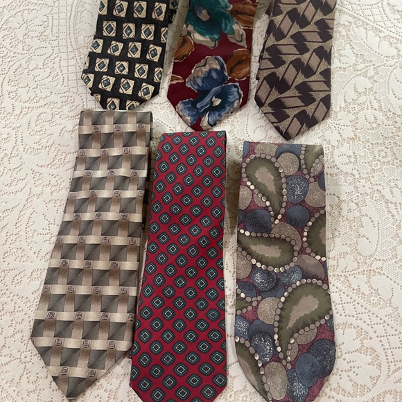 Men’s Silk Neckties Neck Ties (6) - Halston, Caravaggio, Land's End, and more! - Picture 9 of 9